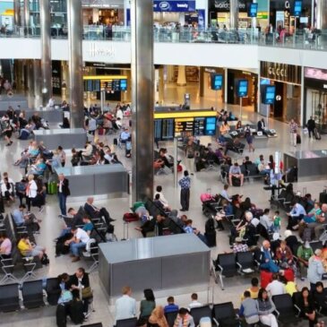 Aeroportul Heathrow se clasează pe locul 4 în topul celor mai aglomerate aeroporturi în 2023; subliniază eliminarea ETA pentru tranzitul în zona de operațiuni aeriene